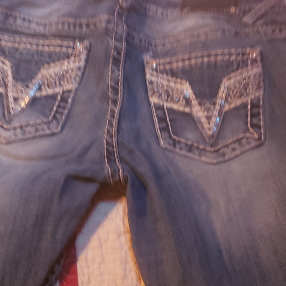 Vigoss Jean's Chelsea cut